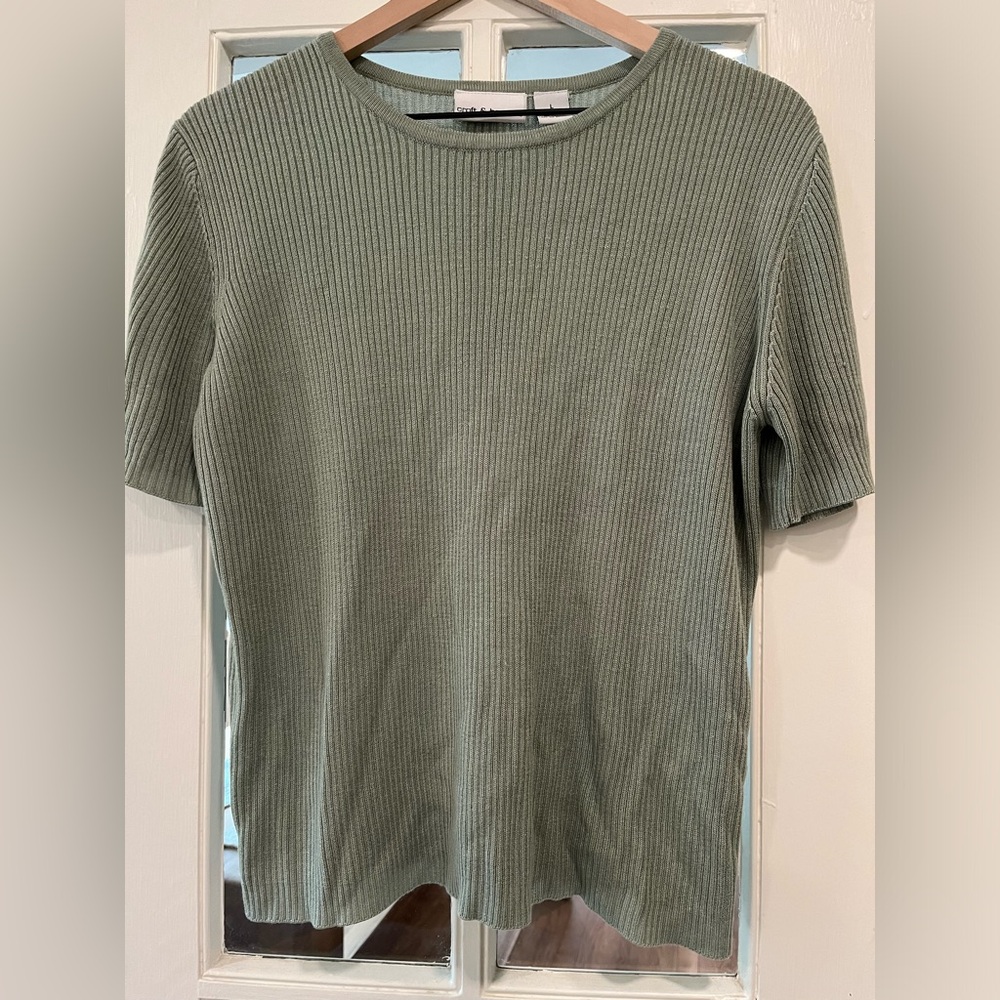 Croft and barrow short sleeve sweater top